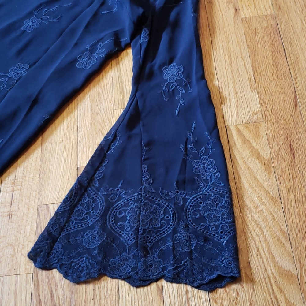 Dress - Picture 3 of 5